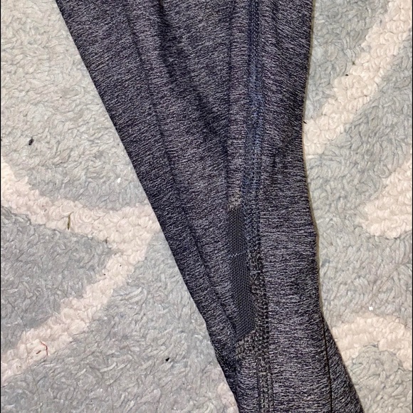lululemon leggings - Picture 2 of 2